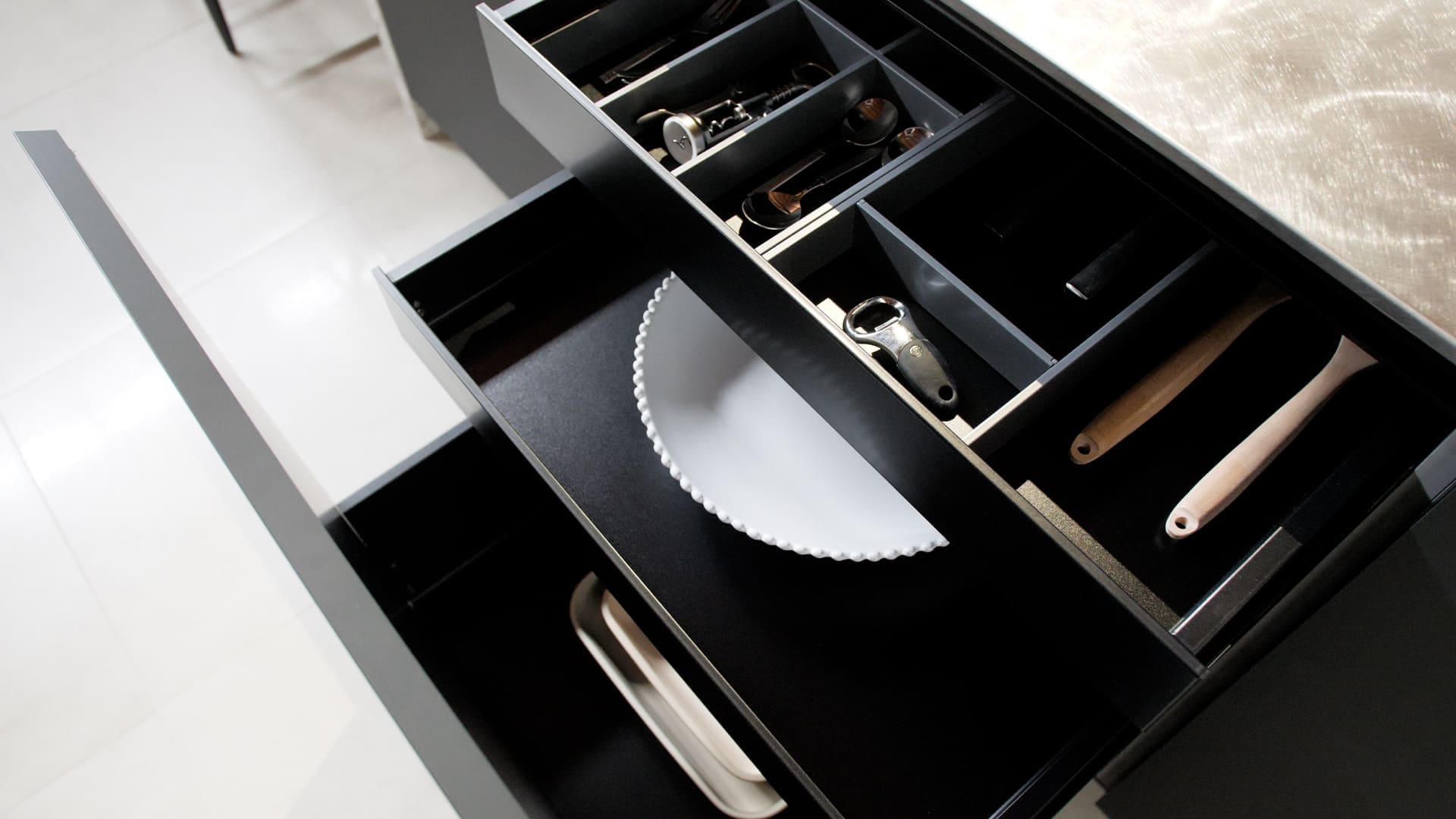 Black Chestnut & Stainless Steel in Roleystone